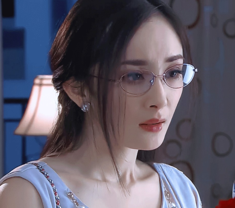 那些年明星们的高考成绩，关晓彤不算啥，大幂幂才是真学霸