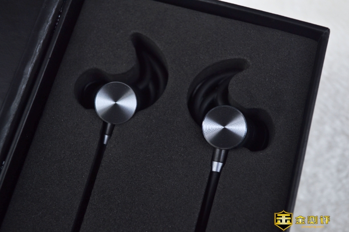 「金测评」NANK南卡S2挂脖式蓝牙耳机：运动游戏两者兼得