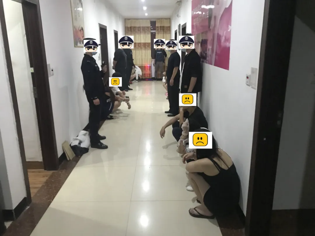 辣眼睛！广西一茶庄竟是嫖客的“选美场”，卖淫女穿着暴露，对接暗号让人目瞪口呆