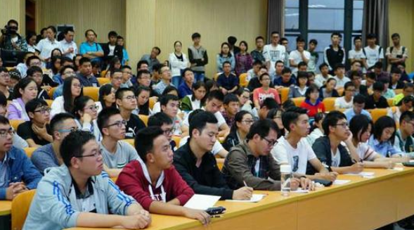 考上了大学，才发现自己有“高中后遗症”，大学生的经历太真实了