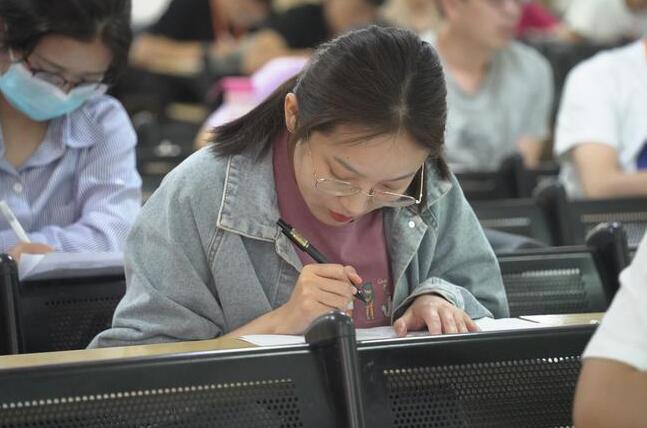 高考成绩只够上专科？辽宁4所专科学校被称“高职211”，值得考虑