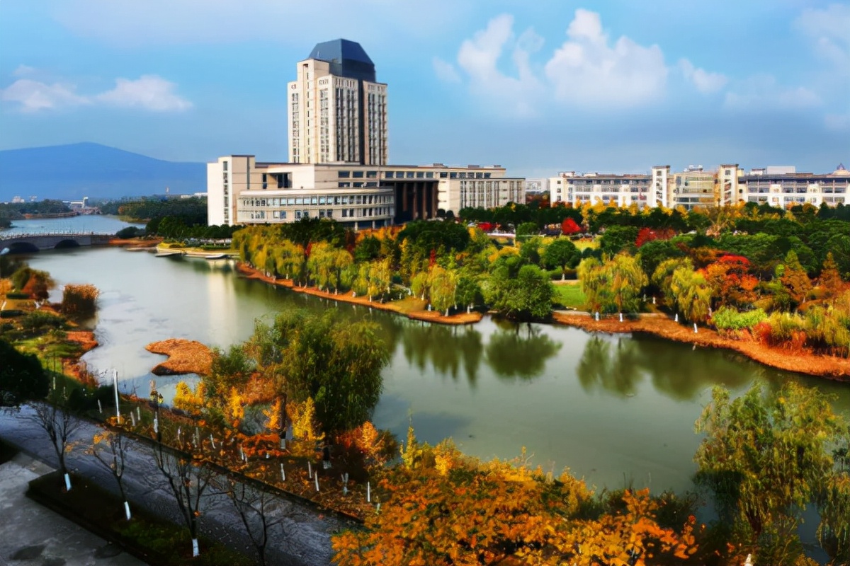 江苏一大学迎来“外迁”，即将“落户”江阴，助力当地教育崛起