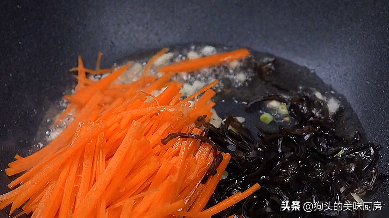把合菜卷成卷，不爱吃菜的都爱吃，鲜美营养，蔬菜主食一个搞定
