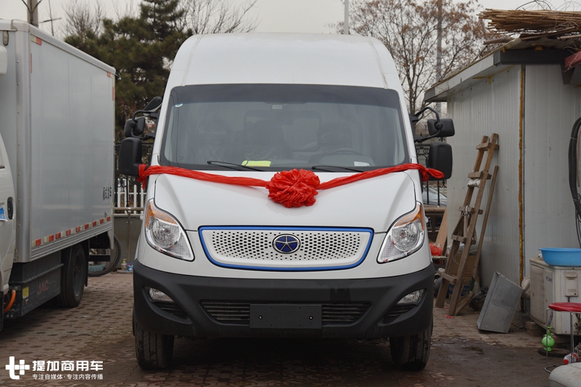 江淮全系电动物流车上市，还有电动皮卡，最大续航都超过400公里