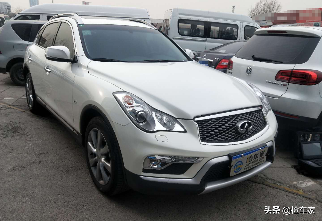 22万买台英菲尼迪QX50，豪华中型SUV的性价比之选