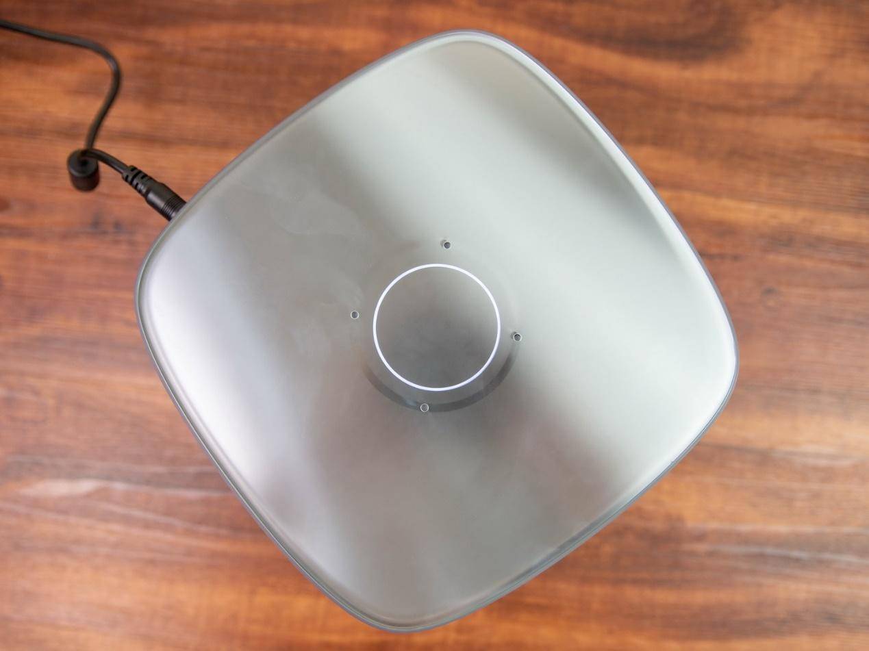 100英寸大屏幕的游戏和观影感受，坚果J10投影仪带你来体验