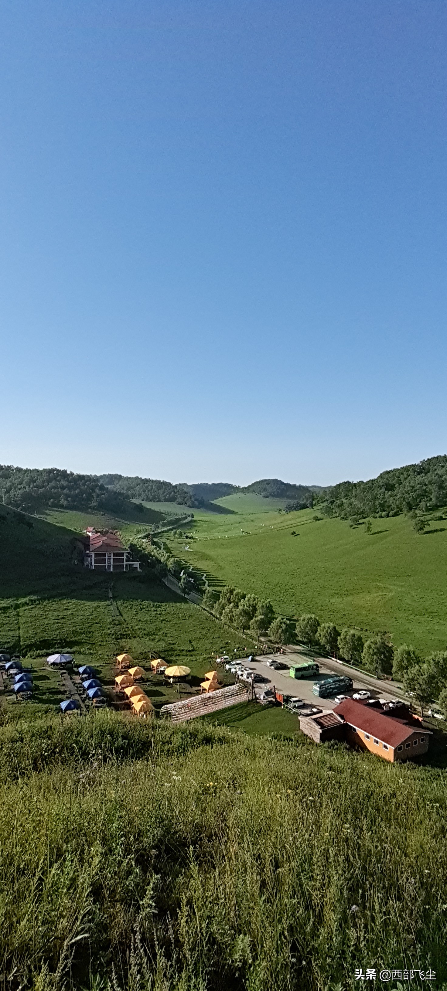 关山草原景区位于宝鸡市陇县西南部,地处宝鸡,平凉,天水三城市几何