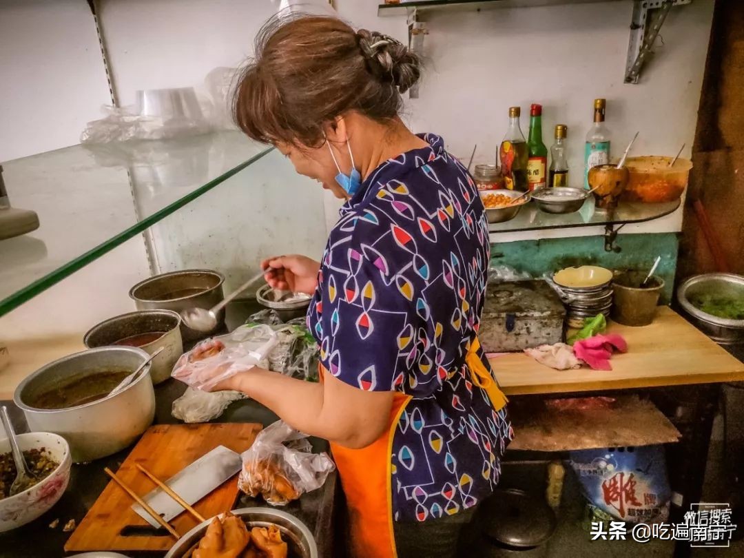 新竹这家开了快30年的粉店，一天能卖300碗老友粉