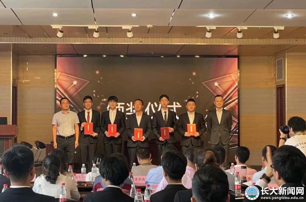 奖项“收割机”！短短一个月，湖北这所高校又捧回近40项大奖