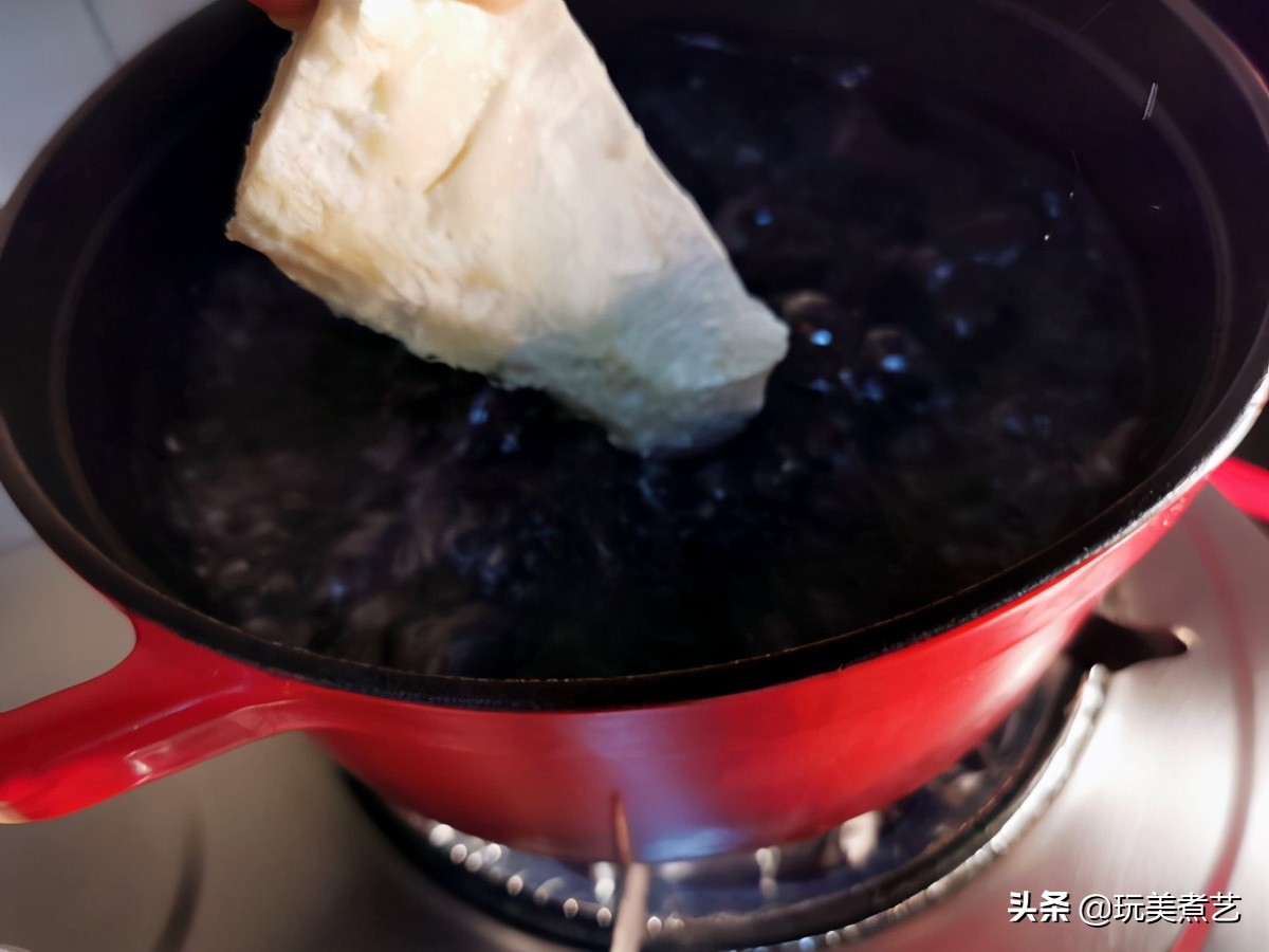 榴莲煲鸡汤的做法,榴莲煲鸡汤的做法功效与作用