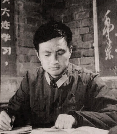 任正非婚历史(77岁的任正非：2段婚姻3个孩子，他的故事远比你想象的还要精彩)