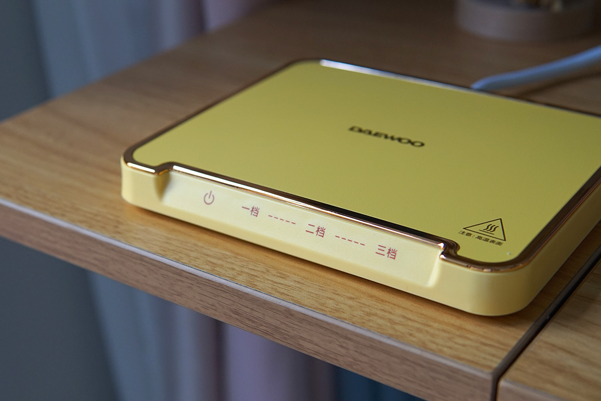 恰到好处的55℃，大宇恒温杯垫助我轻松做暖男