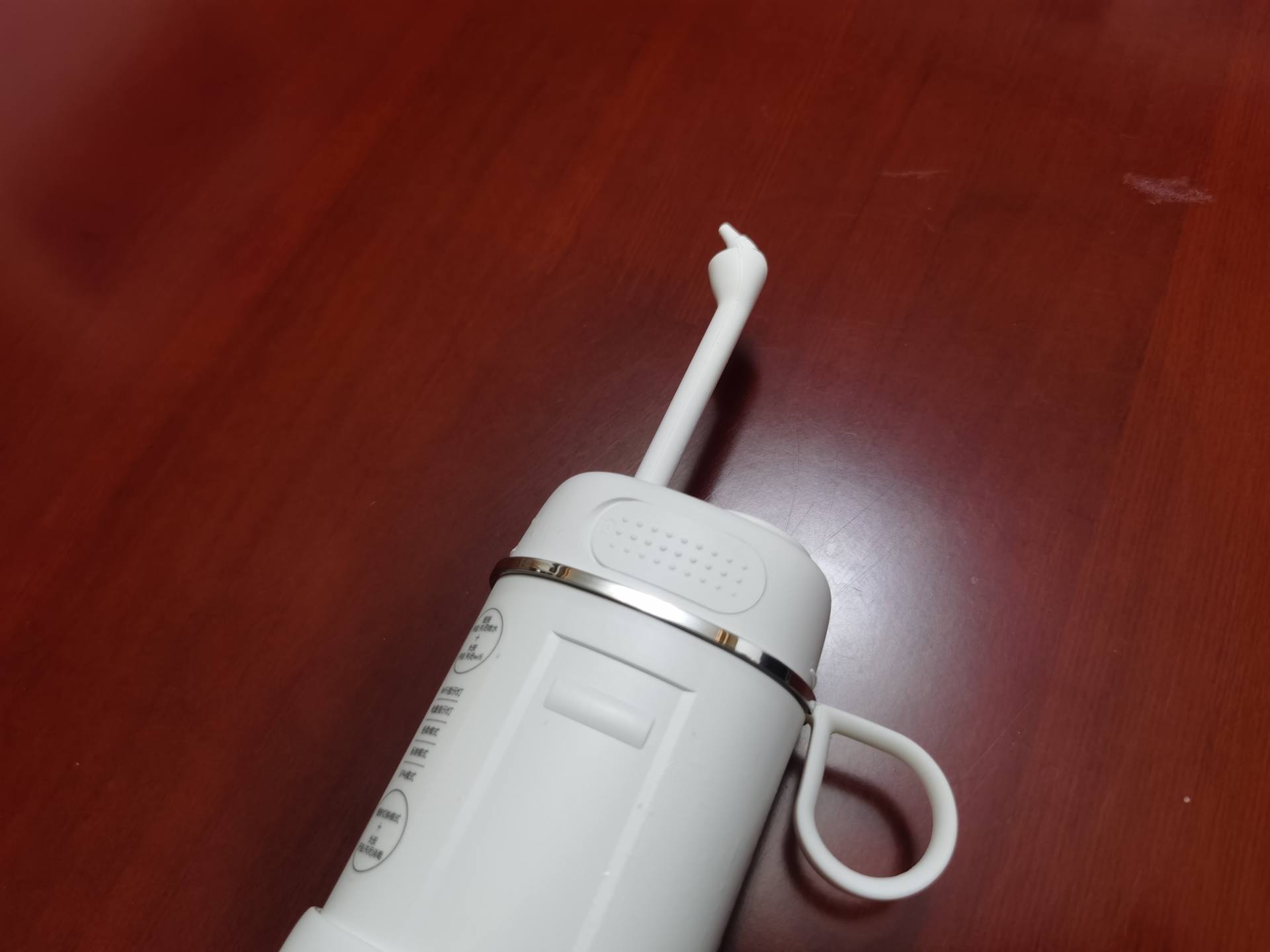 素诺冲牙器评测，练就内视绝学，重塑牙齿健康