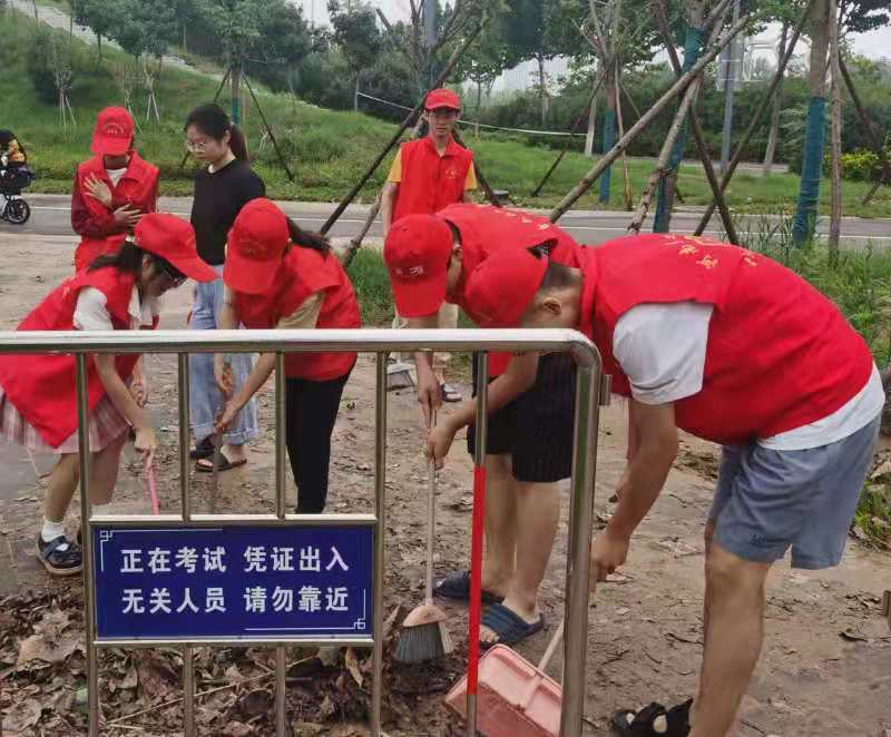 农大人的身影在前，我们“豫”难而上