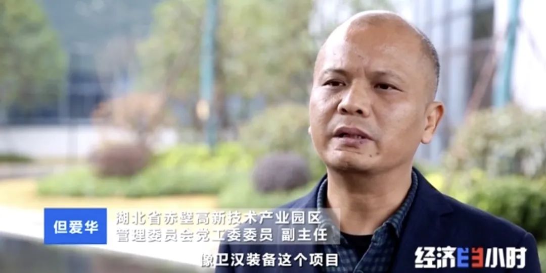 鸡蛋30米高处摔下不破、汽车撞墙几乎无损伤、钢板千度烧不透...是真的吗？