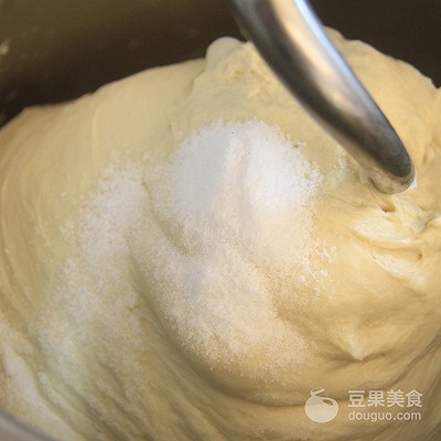 香辣鸡腿堡(香辣鸡腿堡的做法)