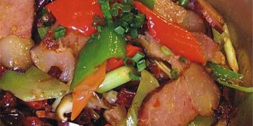 腊肠表面发霉还能吃吗