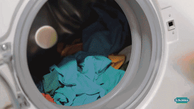洗衣机几个月不洗真的很脏！学会这招，洗掉垃圾和细菌