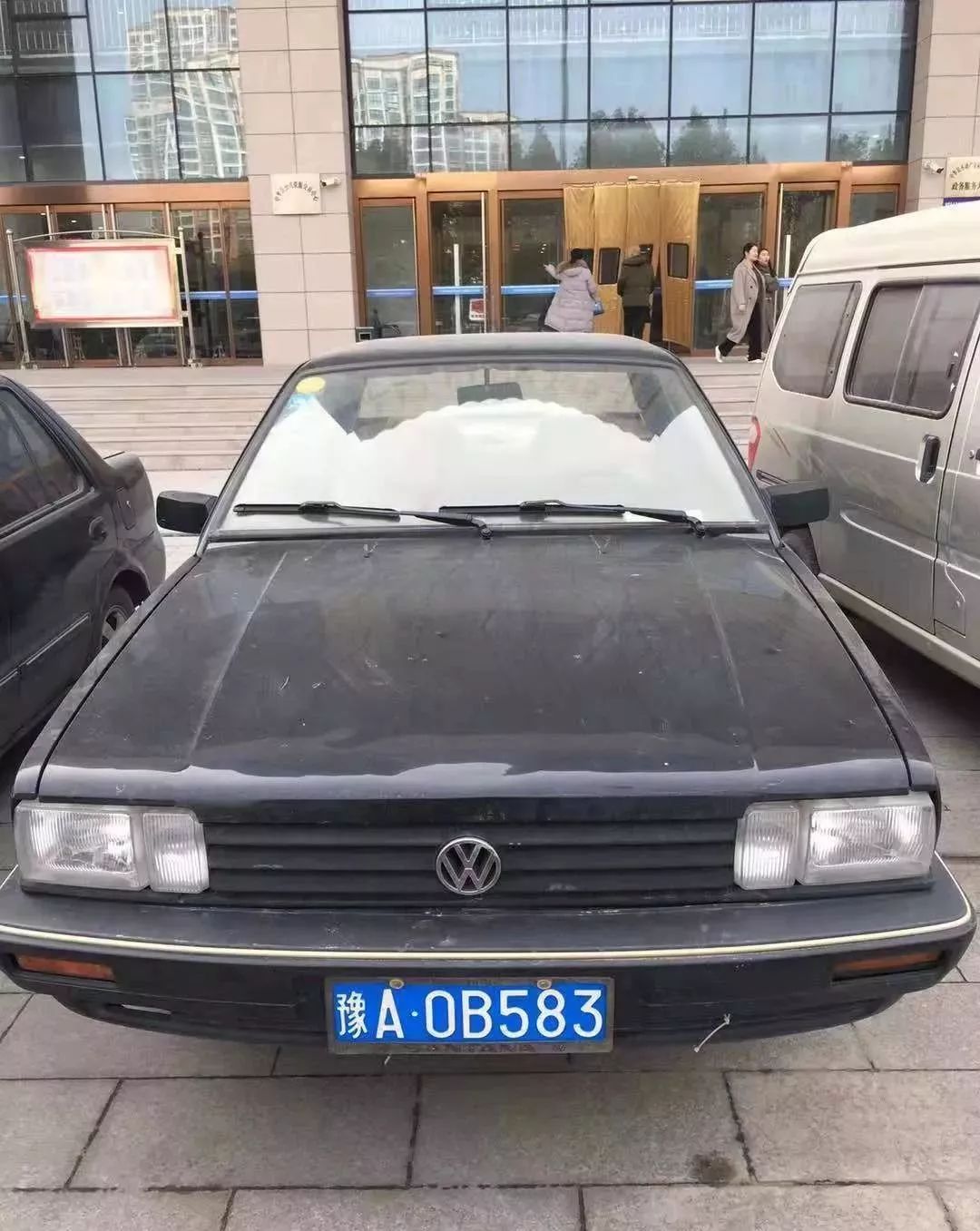 中牟县将公开拍卖23辆公务车，想捡便宜的快来看看这些车咋样！