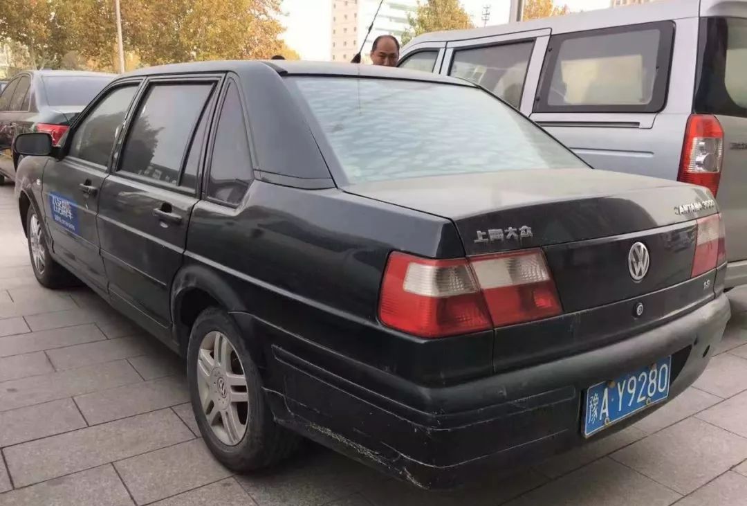 中牟县将公开拍卖23辆公务车，想捡便宜的快来看看这些车咋样！