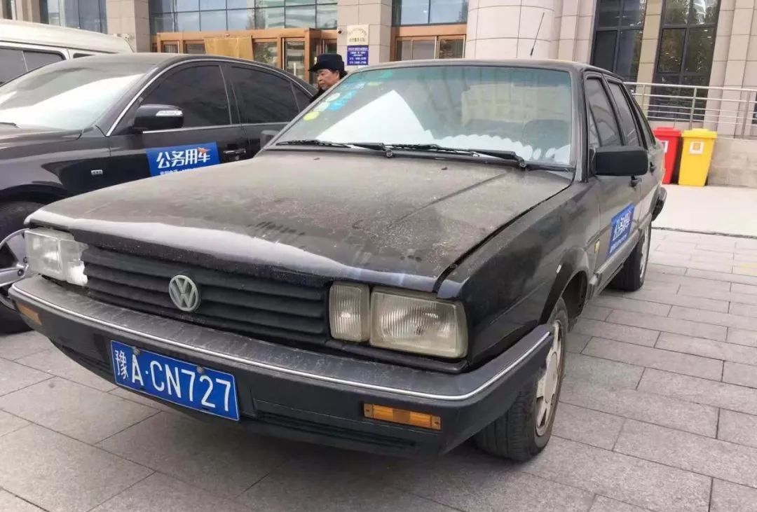 中牟县将公开拍卖23辆公务车，想捡便宜的快来看看这些车咋样！