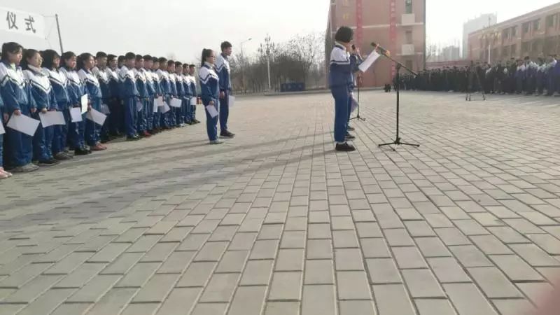 青铜峡市第一中学举行纪念南京大屠杀死难同胞仪式