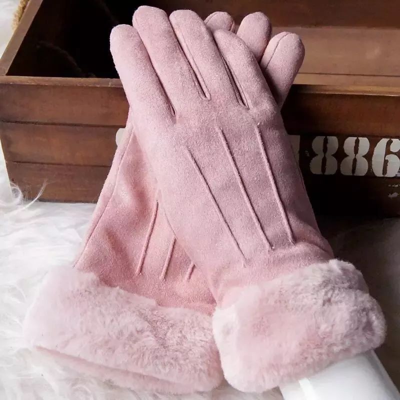 太厉害了！这双“御寒手套”，可触屏又保暖超实用！精致女孩必备