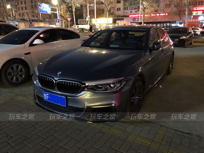 车友提2019款宝马530i石青色 轻度改装提升颜值
