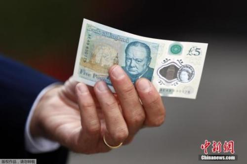 疑涉洗钱，英国大量冻结中国留学生账户 律师吁重视