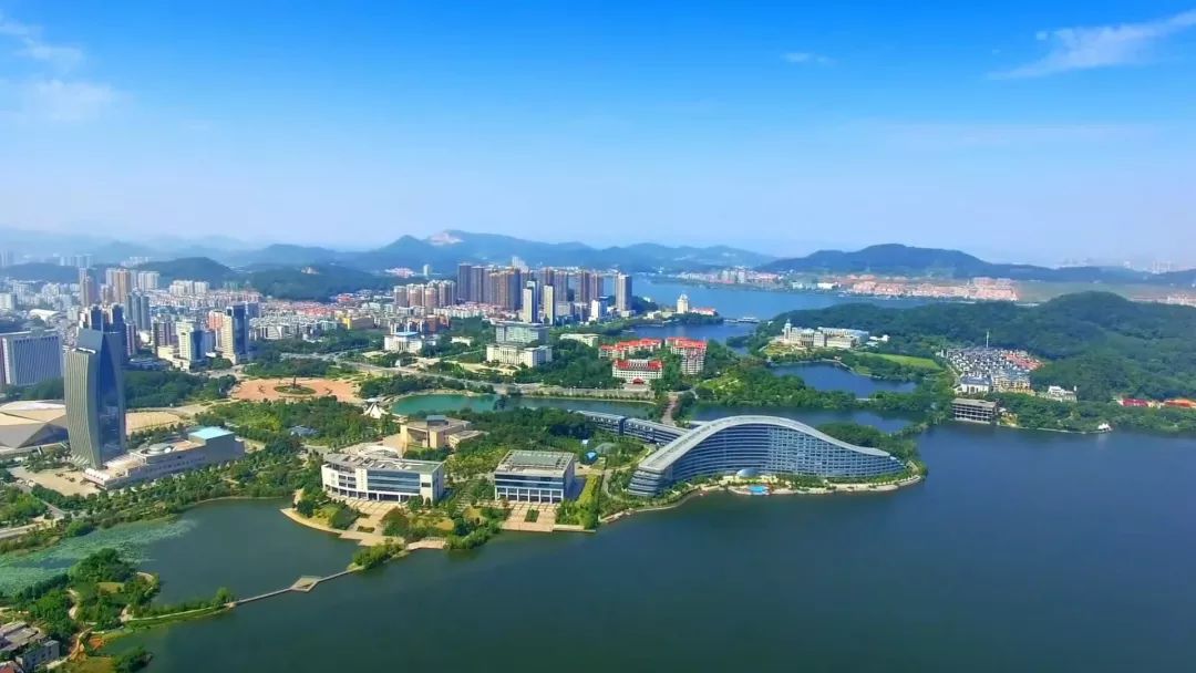 黄石港新街口店关了,武商会走吗?进来看看