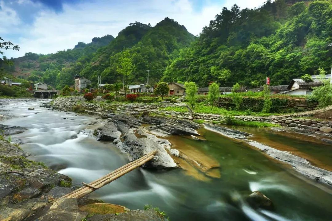 湖北这10条乡村自驾线路收好咯，可以从春走到冬！