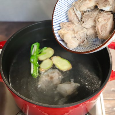 薏米冬瓜排骨湯,