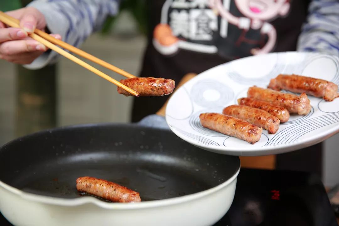 他们都说：“吃过这根牛肉肠，简直此生无憾！”