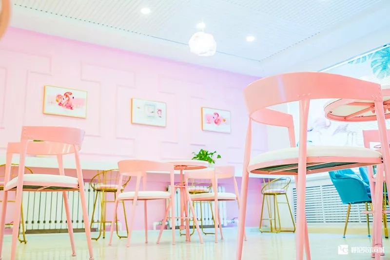 免费理发！免费染发！这家新开美发会所，即将成为网红打卡新地标！