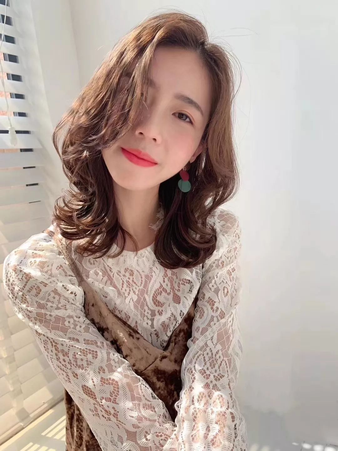 免费理发！免费染发！这家新开美发会所，即将成为网红打卡新地标！