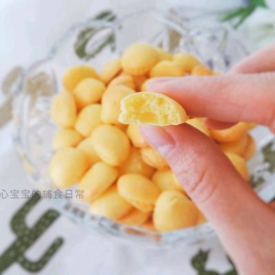 12M+无油蛋黄小饼干：宝宝辅食营养食谱菜谱
