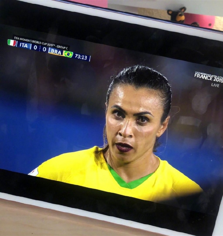 世界杯第一历史射手（玛塔超克洛泽加冕世界杯历史第一射手，网友：跪求女王口红色号）