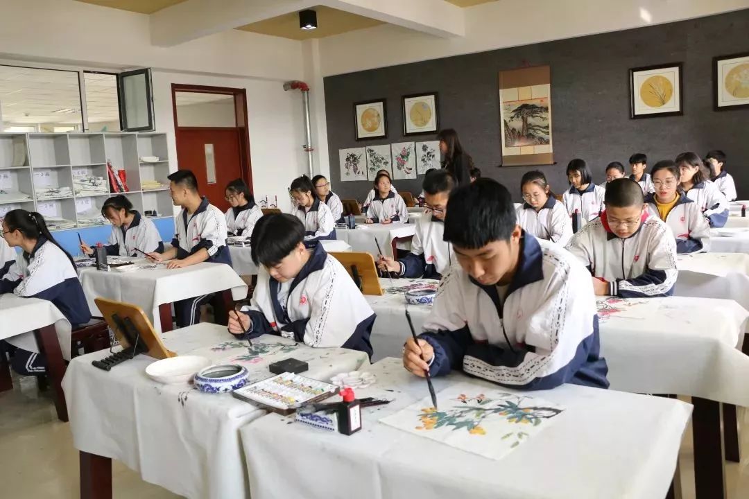 【九原关注】包九中外国语学校2019年高中部开始招生啦~你想了解的都在这里