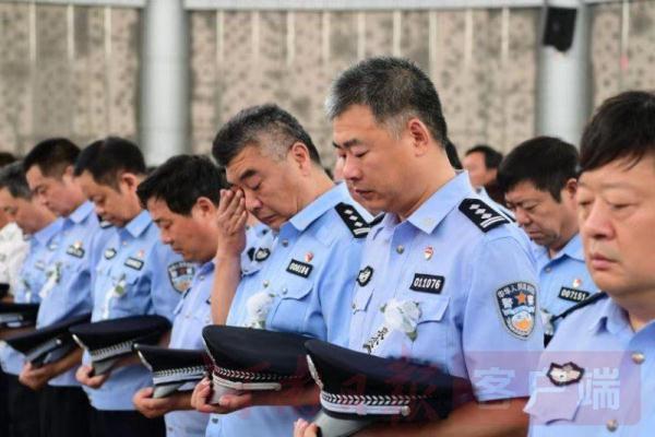“拼命三郎”拼到了生命的最后一刻追记郑州市公安局经开分局副局长高延岭