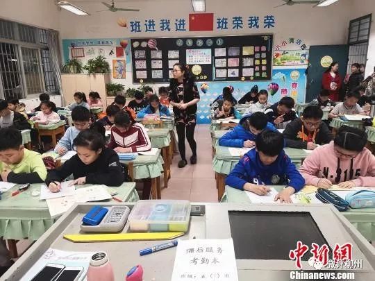 8月8日柳州中小学教师补招开始报名，这些学校也在招人