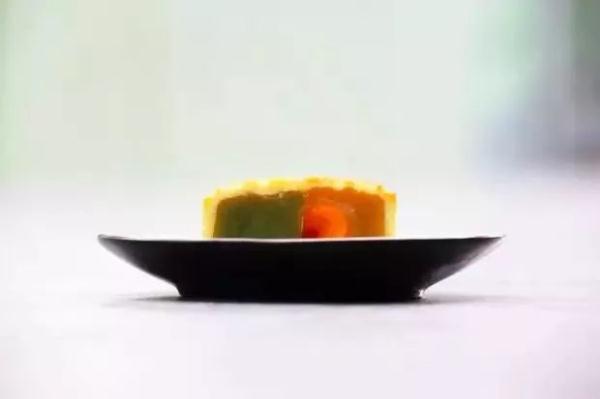 哦，我想咬一口！华凯刚刚准备了这一惊喜，并为国家网民哭泣