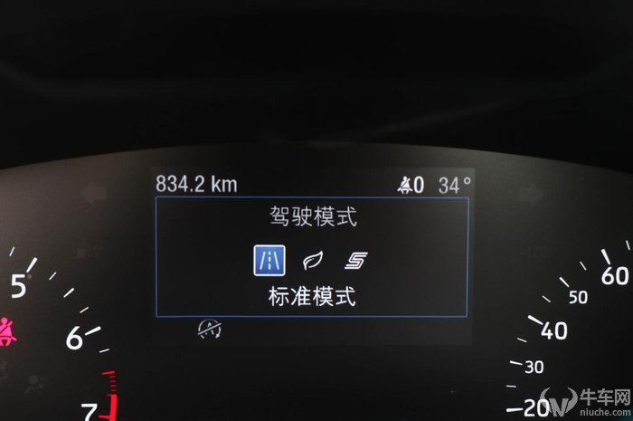 能否找回昔日的运动基因？试：福克斯三厢ST Line