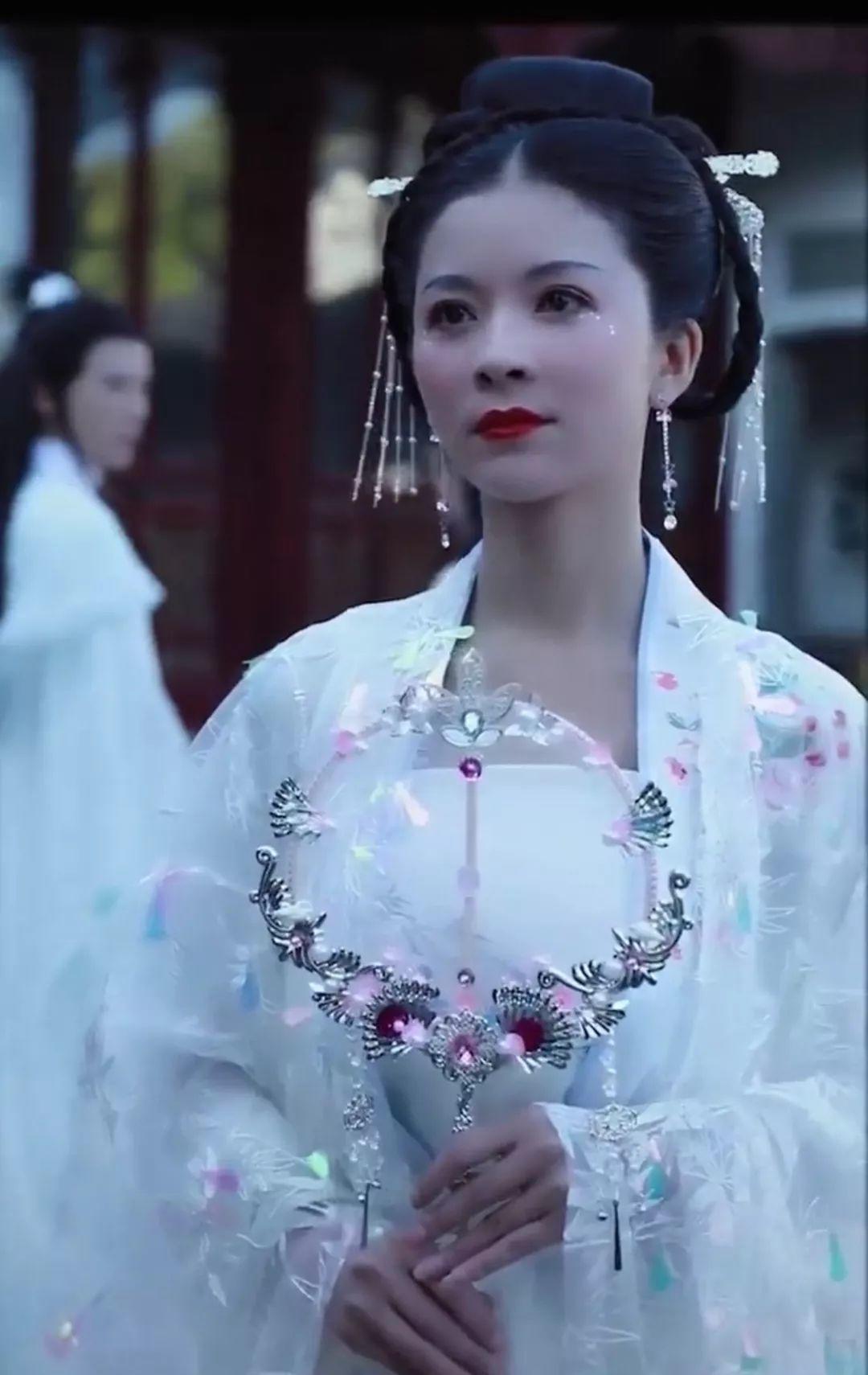 我居然在抖音追剧？！“古风+”让红人脱颖而出