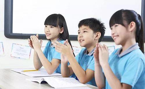自信的孩子會發(fā)光!培養(yǎng)孩子自信的7個有效方法