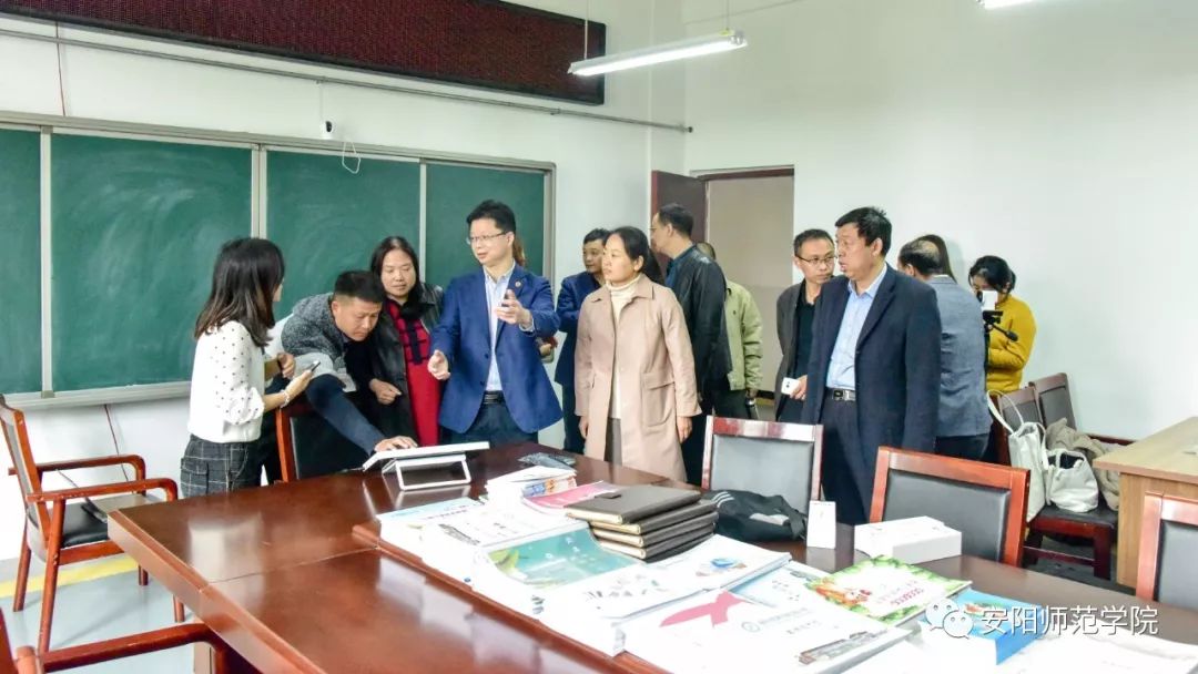 安阳师范学院在扶贫日的系列活动真暖心