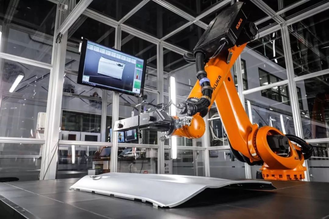 未来的工人将会怎样和机器人“和谐相处”？