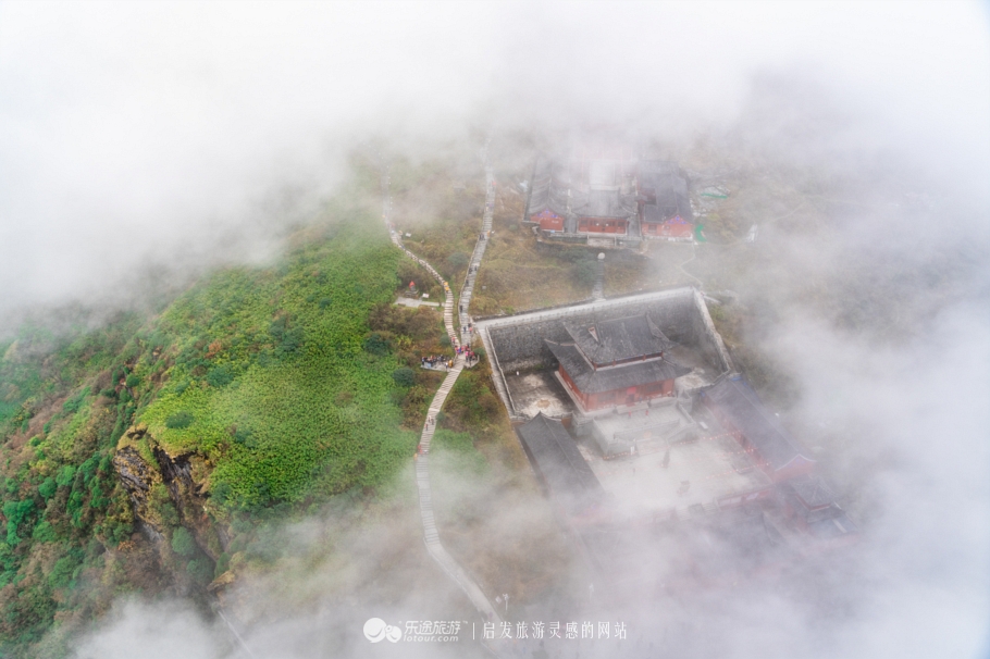 遇见，天空之城梵净山