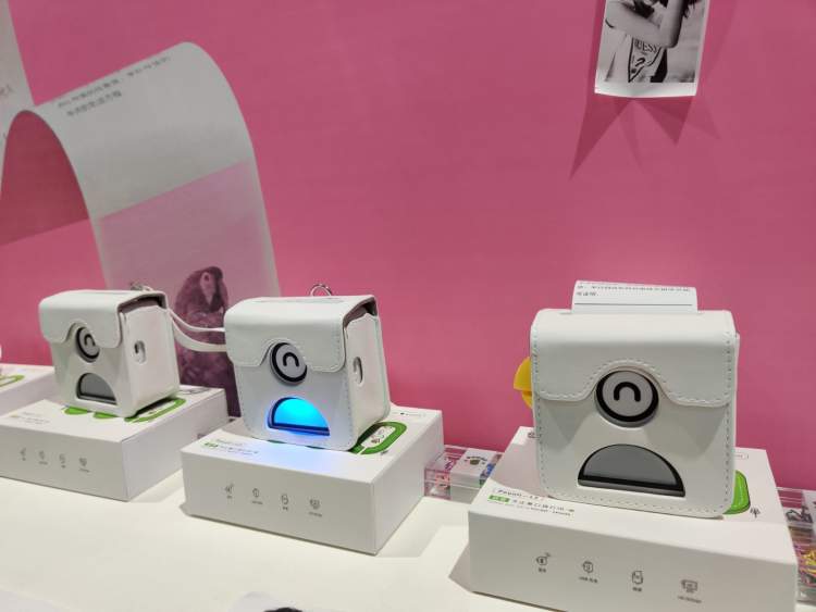 钢笔墨水可擦拭，直液笔取代中性笔……这些文具新趋势你get了吗？