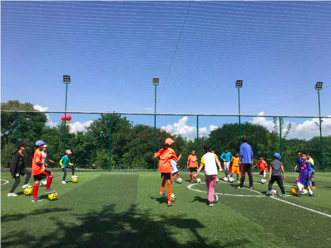 让孩子在家上学的中产家长们