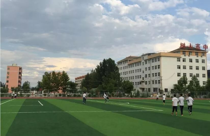 淮北这所学校招聘教师，年薪最高18万！